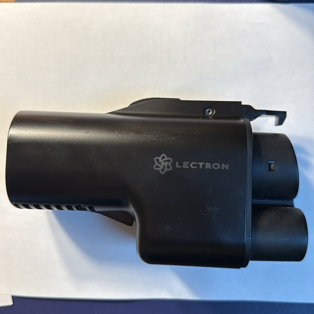 Lectron Tesla Supercharger to Electric Vehicle Adapter - 500 Amps / 1,0000V